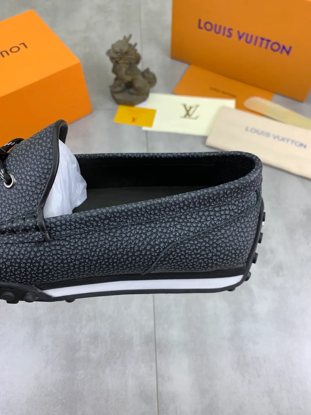 Men's Men's Shoes 💰P640 New Style 💶[LOUIS VUITTON] Water-dyed Niuli Original Order New Style 🍀LV Louis Vuitton *——Top version of LV classic leather shoes! Made of imported original calfskin, original leather side strips and wear-resistant high-end rubber outsole! High quality products! Color: black optional Size: 39-45